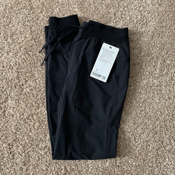 abc jogger shorter 28